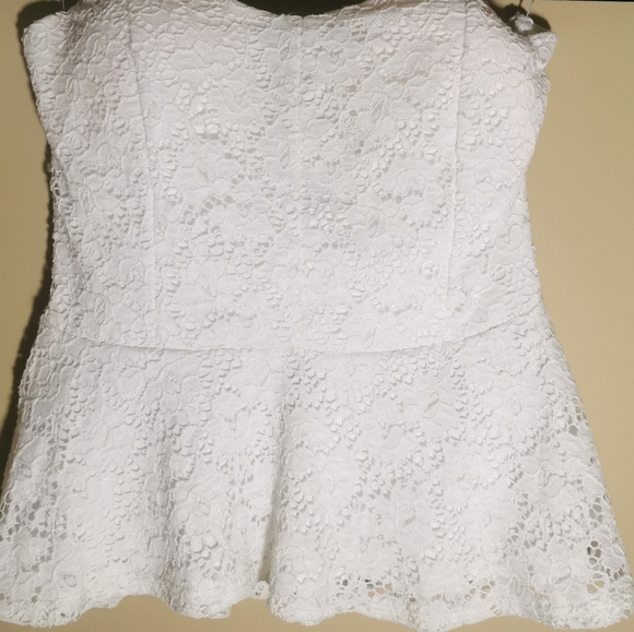 Seduction White Lace Crop Peplum - Picture 2 of 5